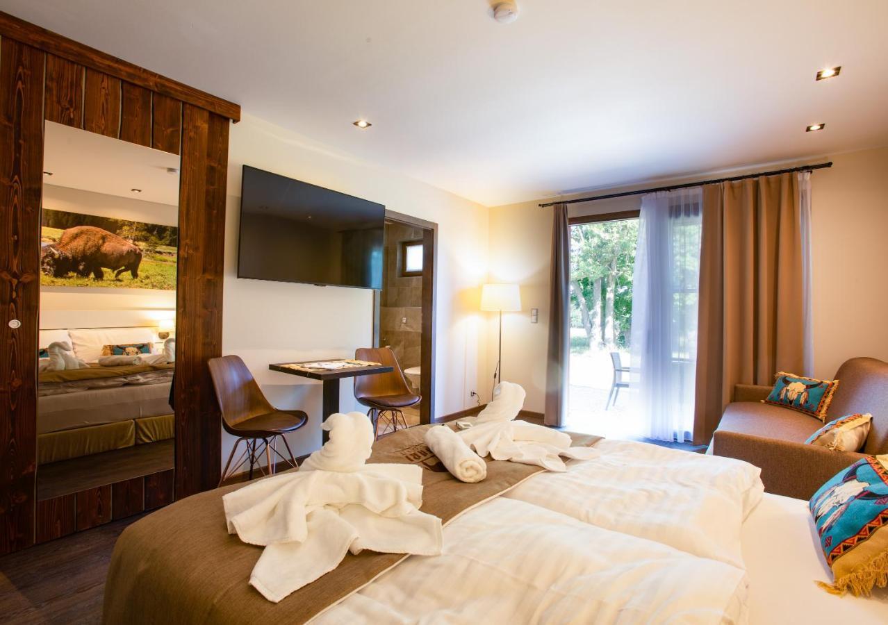 Residence Safari Resort - Bison Lodge Borovany  Екстериор снимка